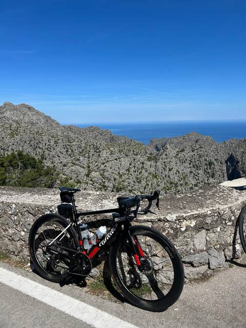 Cycle Claims Direct riders out on the road, photograph 32